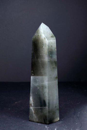 aragoniet Punt - Hoogte: 25 cm - Breedte: 7 cm- 1.89 kg, Collections, Minéraux & Fossiles