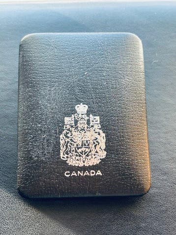Canada. 25 Cents, 1 Dollar 1972/2010, 2 Silver Coins + 1 UNC, Postzegels en Munten
