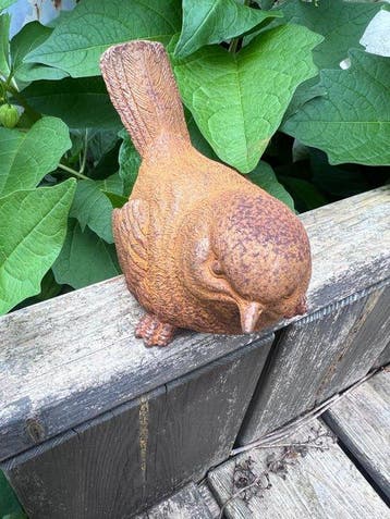 Decoratief ornament - Europa - Gietijzeren vogelbeeldje