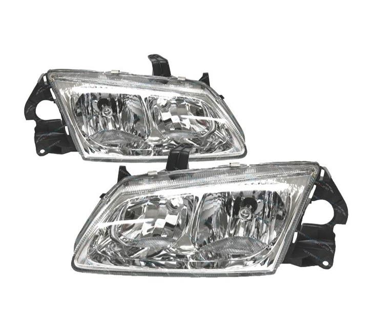 Phares Pour Nissan Almera N16 00-02, Autos : Pièces & Accessoires, Éclairage, Envoi