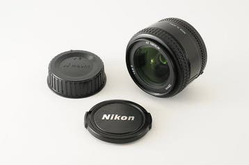 Nikon AF Nikkor 2,8/28mm D [#1374] Cameralens