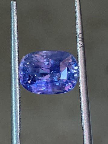 1 pcs Violet, Roze Saffier - 3.62 ct - Gemological Institute, Handtassen en Accessoires, Nieuw
