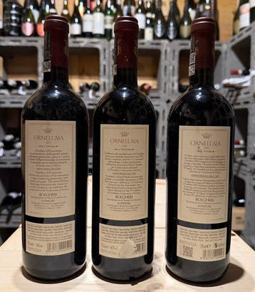 Ornellaia Vendemmia d’Artista; 2015 Il Carisma, 2016 La, Nieuw