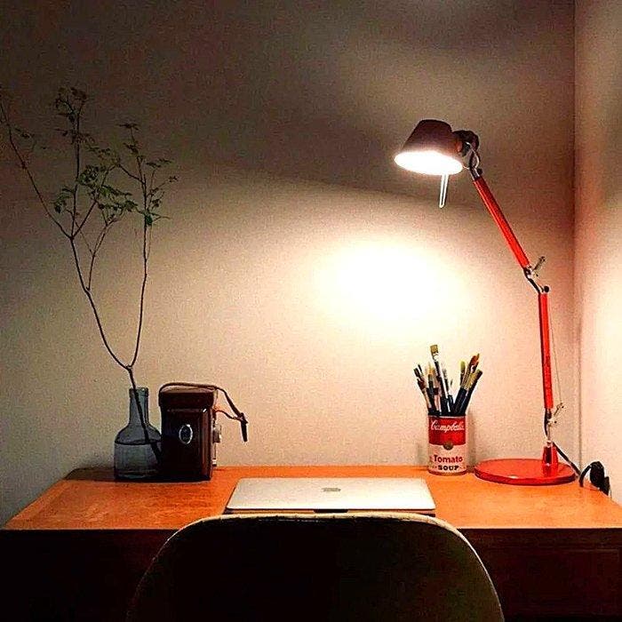 Artemide - Giancarlo Fassina, Michele De Lucchi - Bureaulamp, Antiek en Kunst, Antiek | Verlichting