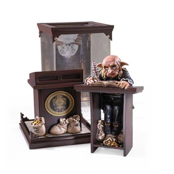Harry Potter Magical Creatures #10 Gringotts Goblin 19 cm, Ophalen of Verzenden