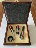 Wijnaccessoire (5) - Staal, Hout