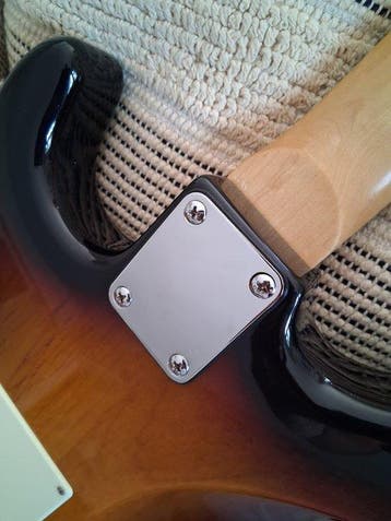 Squier - Stratocaster - - Guitare électrique (Sans prix de, Musique & Instruments