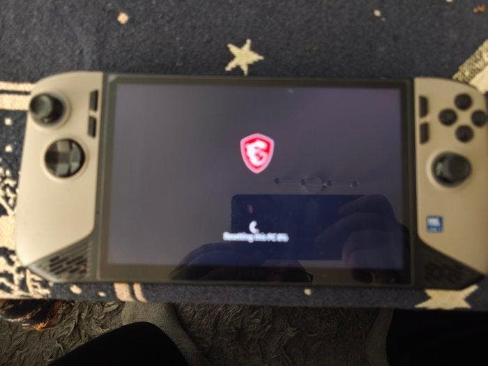MSI - Claw 8 AI+ super pack - Handheld gaming console - In, Games en Spelcomputers, Spelcomputers | Overige Accessoires