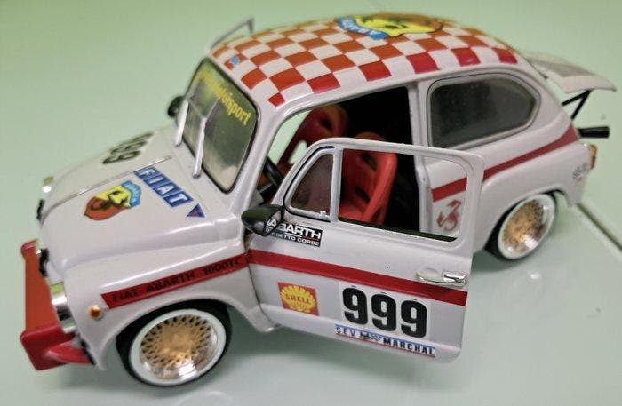 Revell 1:18 - Model sportwagen - Fiat 600 Abarth 1000 TC, Hobby & Loisirs créatifs, Voitures miniatures | 1:5 à 1:12