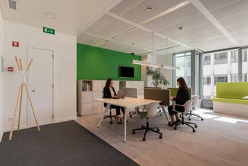 Coworkingruimte in EU Square de Meeûs, Verzenden