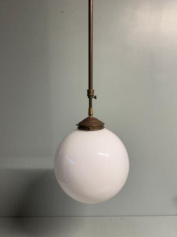 Lampe à suspendre - Suspension avec une boule en verre