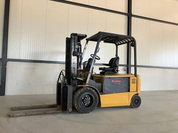 Veiling: Heftruck Caterpillar EP30K-PAC Elektrisch 3000kg 4., Ophalen