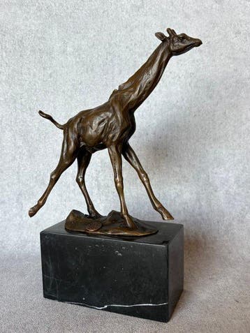 Beeld, Giraffe. Naar: Milo - 26 cm - Brons, Marmer