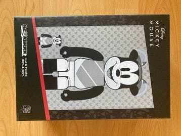 Medicom Toy - Mickey Mouse Be@rbrick 100% & 400%