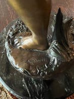 Auguste Moreau (1834-1917) - Sculpture en forme de