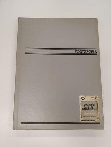 Monde - Collection en 14 albums et carnets de stock, Gestempeld