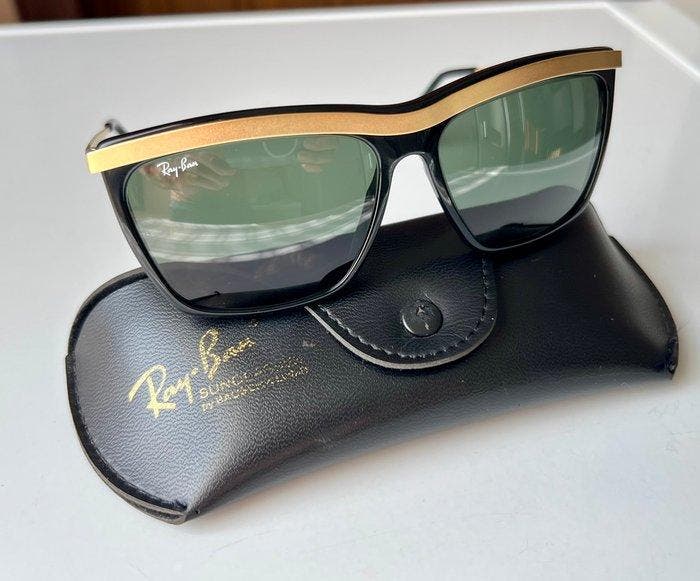 Bausch & Lomb U.S.A - Ray-Ban W0741 Wayfarer Olympian III, Handtassen en Accessoires, Zonnebrillen en Brillen | Dames