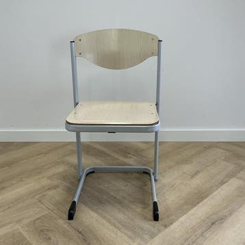 Vanerum schoolstoel (blauwe stip) zithoogte 46 cm