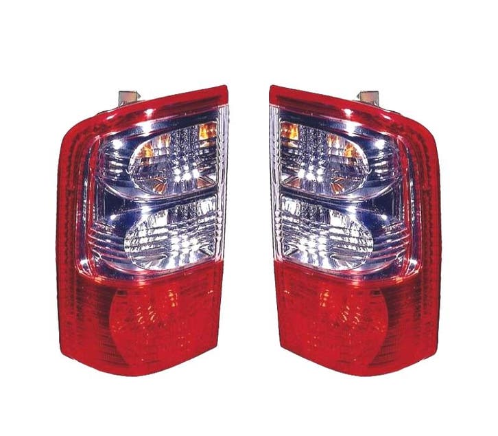FEUX ARRIÈRE NISSAN PATROL 97-04, Autos : Pièces & Accessoires, Éclairage, Envoi