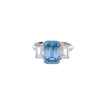 Bague - 14 carats Or blanc - 5.04ct. tw. Bleu Diamant