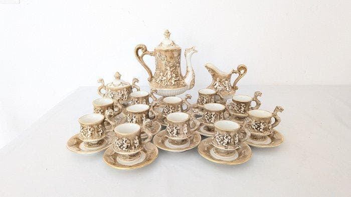 Capodimonte - Koffieservies (27) - Porselein, Antiek en Kunst, Antiek | Meubels | Tafels