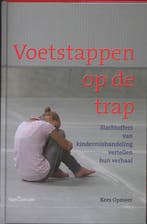 Voetstappen op de trap 9789023245490 Kees Opmeer, Boeken, Verzenden, Zo goed als nieuw, Kees Opmeer