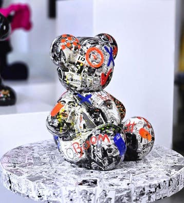 Patryk Konrad - Contemporary Pop Art Bear Sculpture / Black