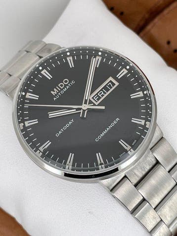 Mido - Commander II Datoday Automatic - M014.430.11.051.80 -, Nieuw