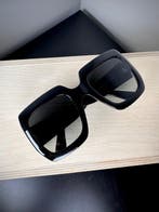 Gucci - Double GG 3826/S - Lunettes de soleil, Handtassen en Accessoires, Zonnebrillen en Brillen | Dames, Nieuw