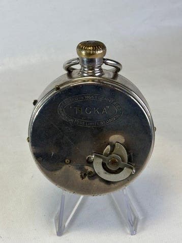 Houghton Ticka watch camera , 1905 Subminiatuur camera