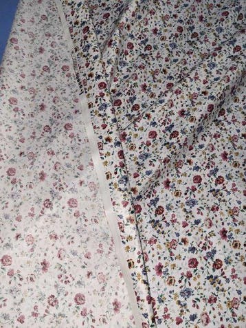 Katoenen popeline met microbloemen, multikleur, 2 stukken -