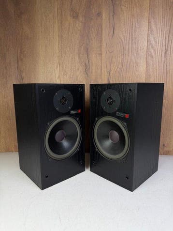Magnat - Concept 2 2-Way Bass-Reflex Compact Bookshelf, Nieuw