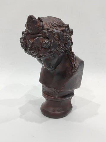 Beeldje - Dionysus, the Greek god of wine, is one of the