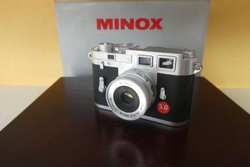 Minox :Leica M3 Digital Classic Miniatuur 5.0 camera in