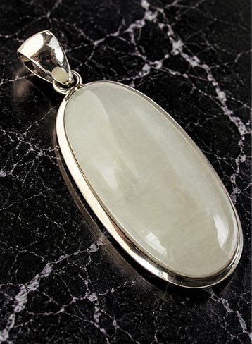 Labradorite blanche de 60 Cts - Brillant bleuâtre -