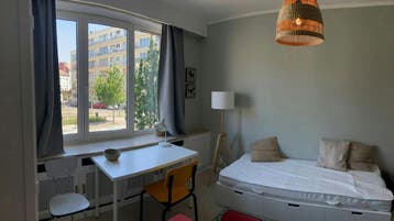 Appartement aan Place de la Petite Suisse, Ixelles