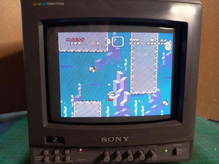 Sony PVM-9220ME Trinitron, Verzamelen, Foto-apparatuur en Filmapparatuur