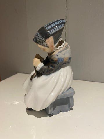 Royal Copenhagen - Beeldje - Porselein, Antiek en Kunst