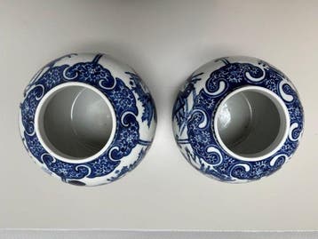 Assiette (2) - Deux jolis pots Chine blanc bleu Qing, Antiquités & Art