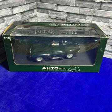 Autoart 1:18 - Modelauto - Jaguar D-Type Short Nose, green, Nieuw