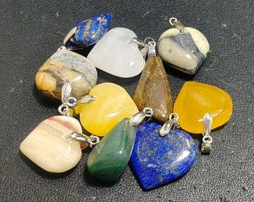Edelstenen en Kristallen - Toermalijnkwarts, Jade, Calciet,, Verzamelen
