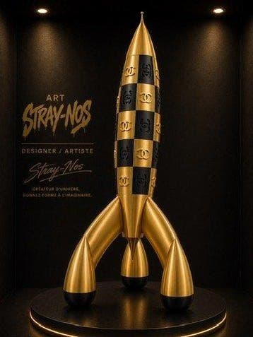 Art Stray-Nos - New collection  Haute couture Chanel ,, Antiek en Kunst, Kunst | Designobjecten