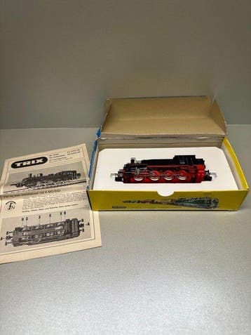 Trix International H0 - 52 2412 00 - Locomotive avec tender