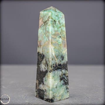 Natuurlijke smaragdobelisk - Topkwaliteit- 460.47 g