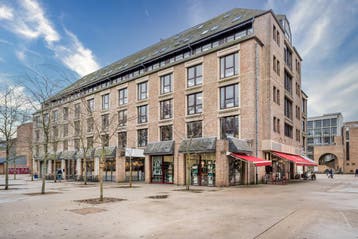 Espace de bureau pour 2 pers. à Louvain-La-Neuve, City Centr, Zakelijke goederen, Verzenden