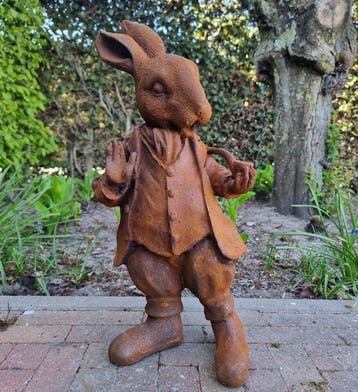 Figurine - Haas met pijp - Fer