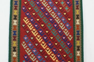Kilim turc tissé à la main en laine, d’environ 190 × 102 cm.
