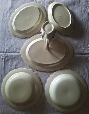 Neale & Co. - Excepcional Servicio de Mesa Georgiano en Loza