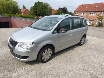 Online veiling - 2010 Volkswagen Touran 7-Seat