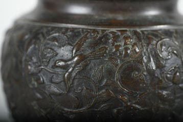 Prachtige antieke bronzen pot uit de Meijiperiode
